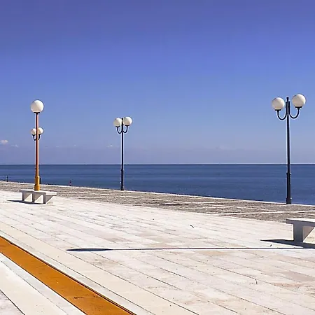 Stella Marina Jonica 1km Vom Strand Mit Terrasse Appartamento